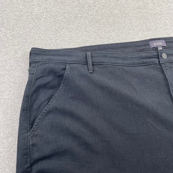 NYDJ Jeans Plus Size 28W Black Relaxed Tapered Lightweight Stretch Denim - Picture 14 of 16